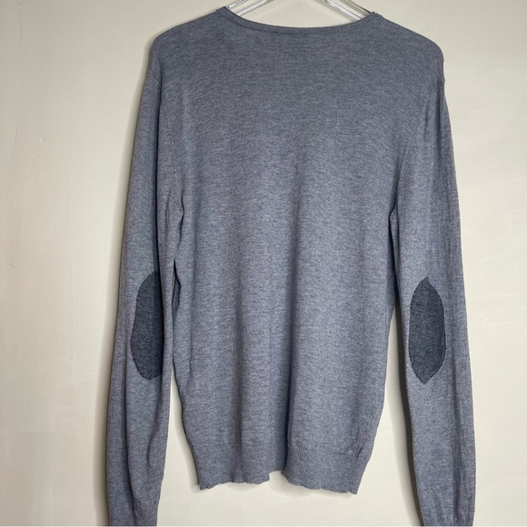 Hugo boss grey v neck sweater - Picture 5 of 10